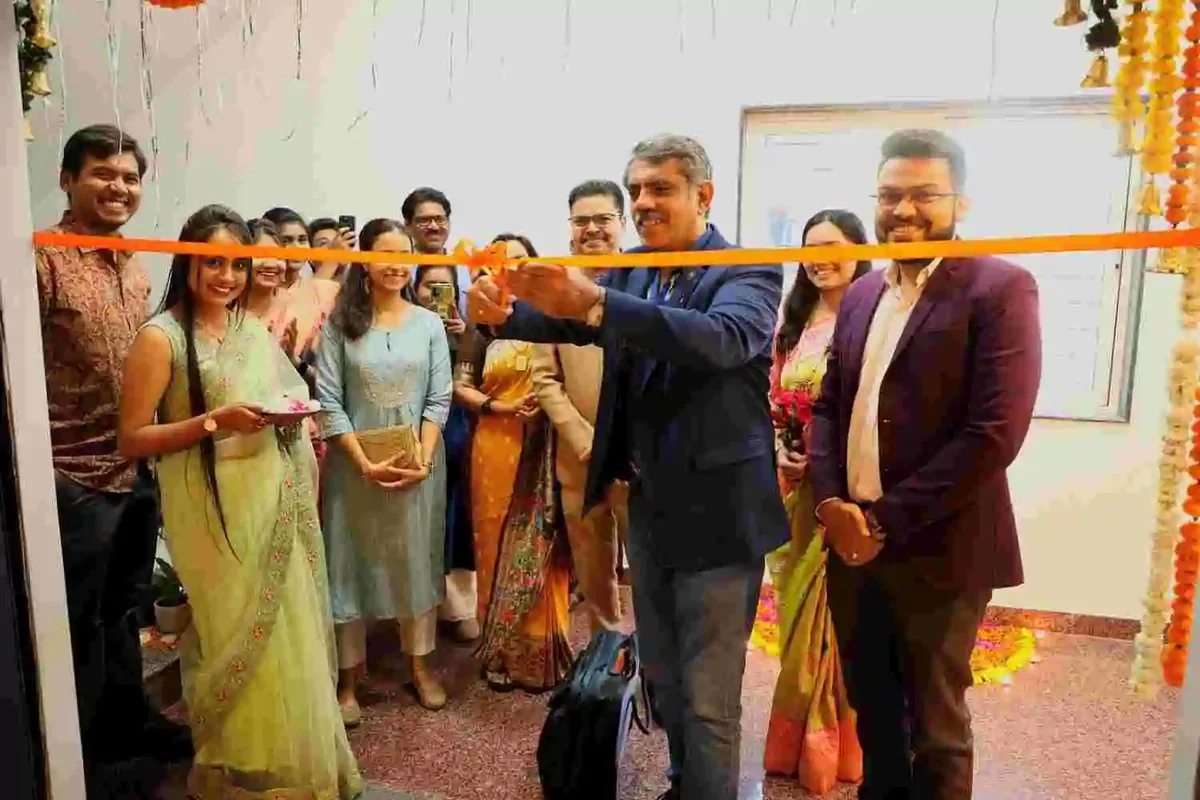 Ribbon cutting at the inauguration of the Fireblaze AI School Mate Square centre in Nagpur